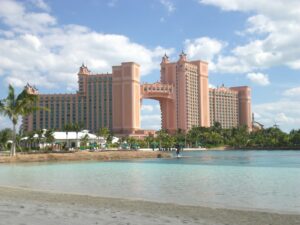 Voyage sur-mesure - Bahamas - Nassau - Atlantis Hotel - Nager avec les dauphins - voyage de noces